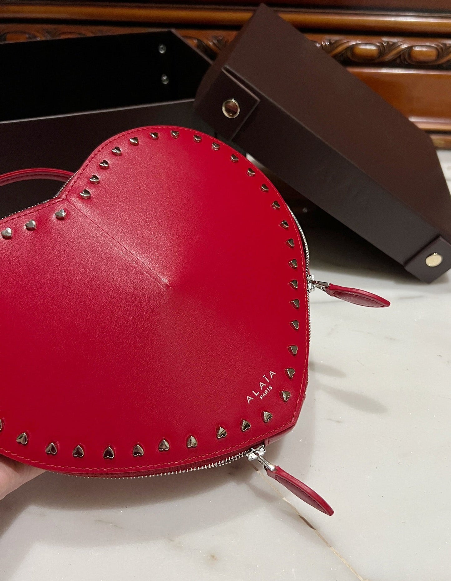 Le Coeur 21cm Red Heart Calfskin Shouder 243046