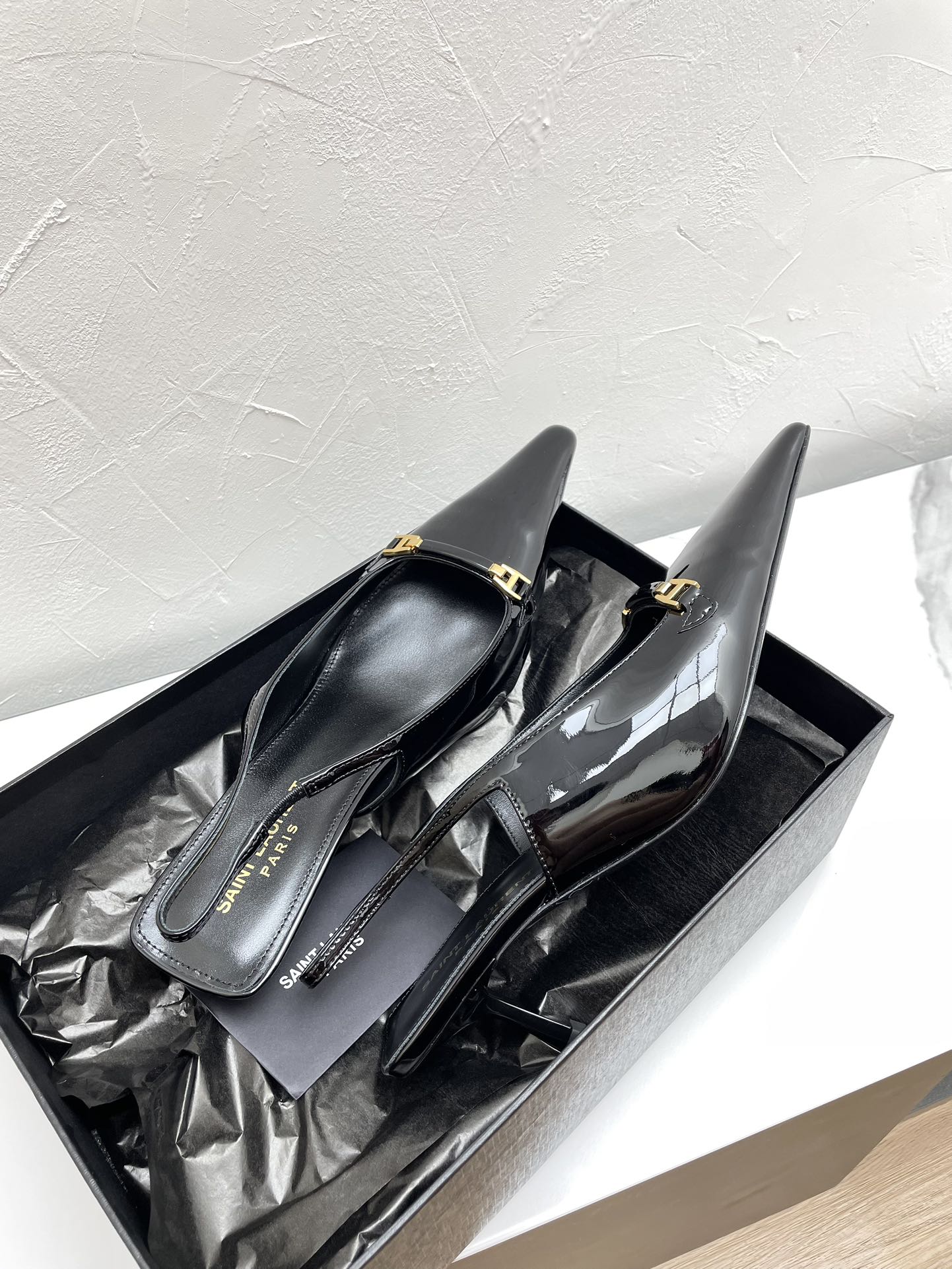 CARINE SLINGBACK PUMPS 45 IN PATENT BLACK LEATHER