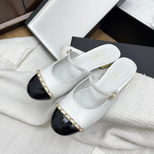 CC 25 Mules Flats White Sheepskin 311500