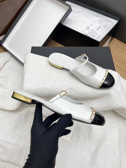 CC 25 Mules Flats White Sheepskin 311500