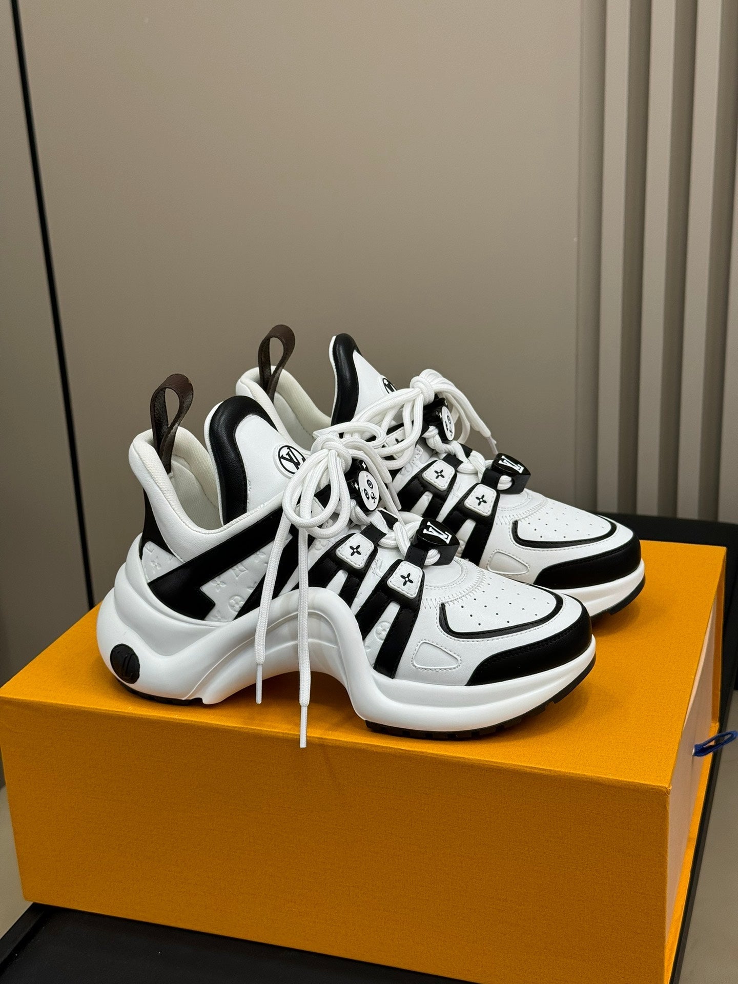 LV Archlight Sneaker White Mix Black Calfskin