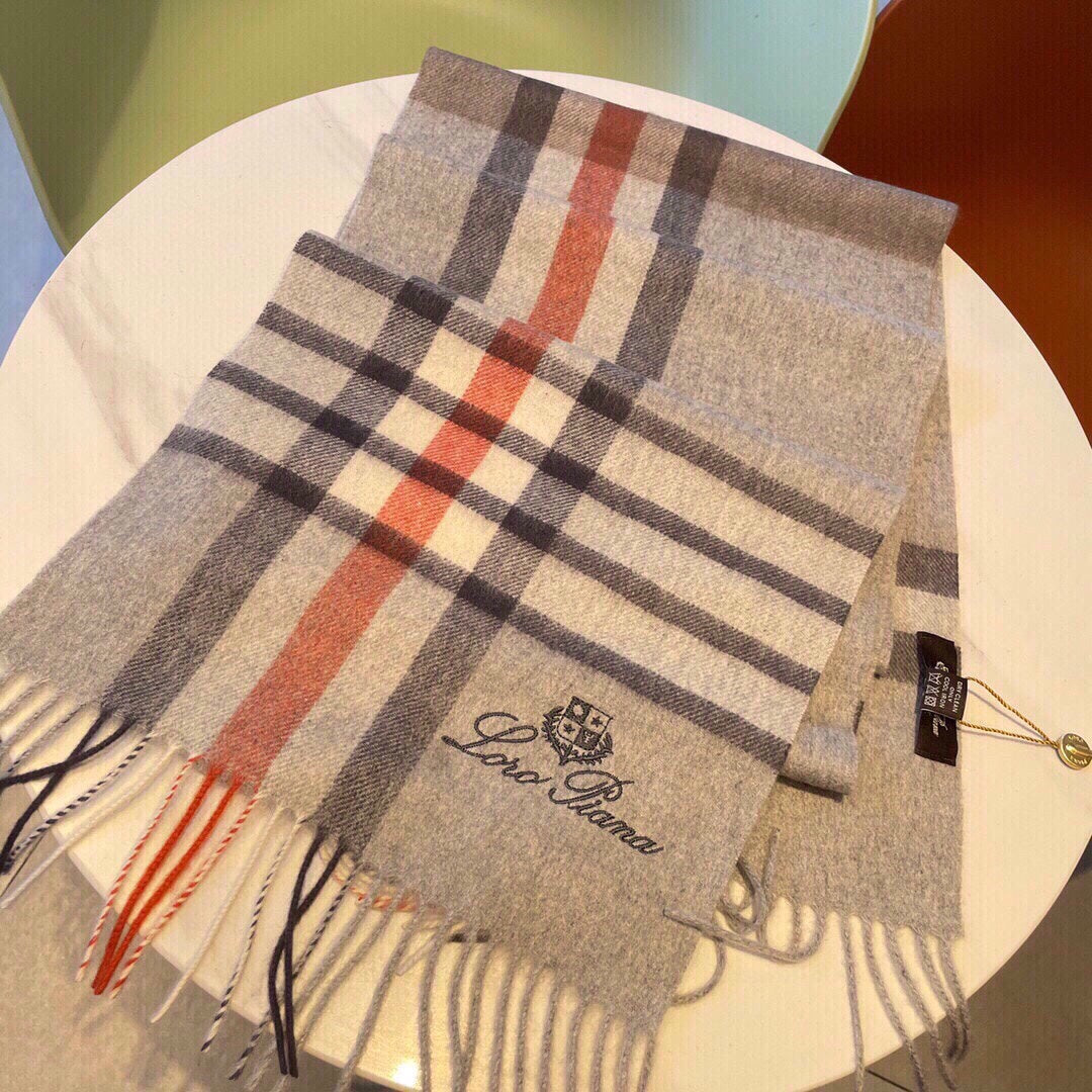 LP Scarf 180 CM In Colorful Cashmere 170532