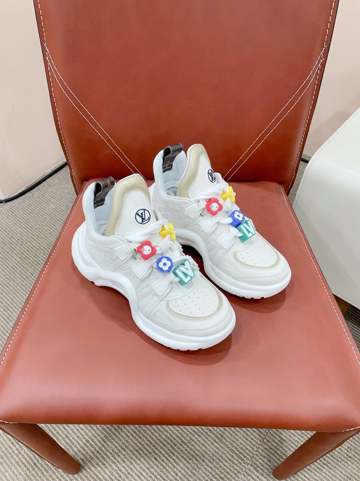 LV Archlight Sports Shoes White With Beige Border Calfskin