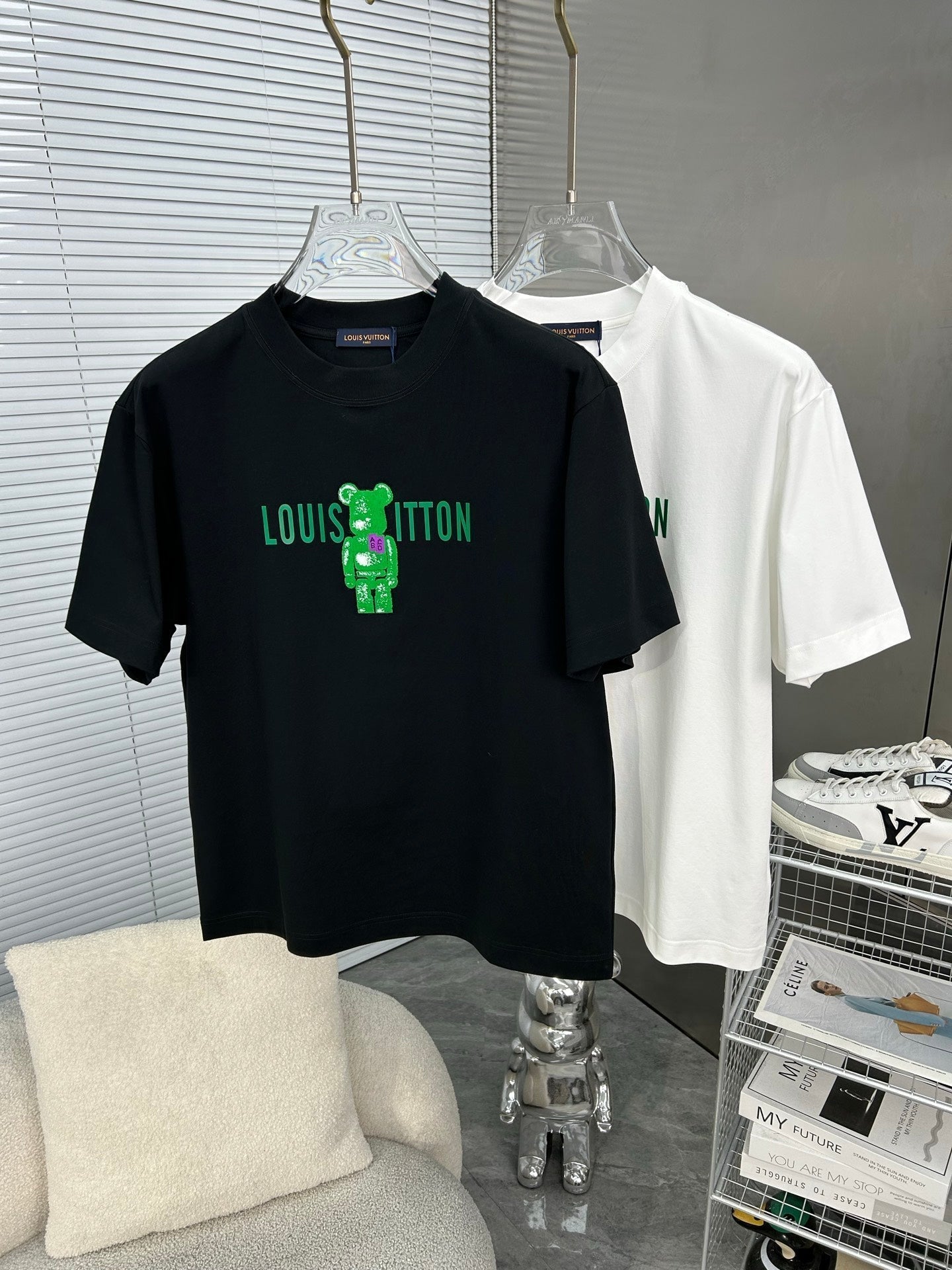 LV BLACK COTTON T-SHIRT 239580