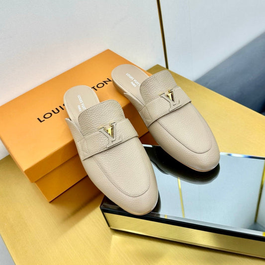 LV 25C LV Capri Open Back Loafer Cream Wrinkled Cowhide 219927