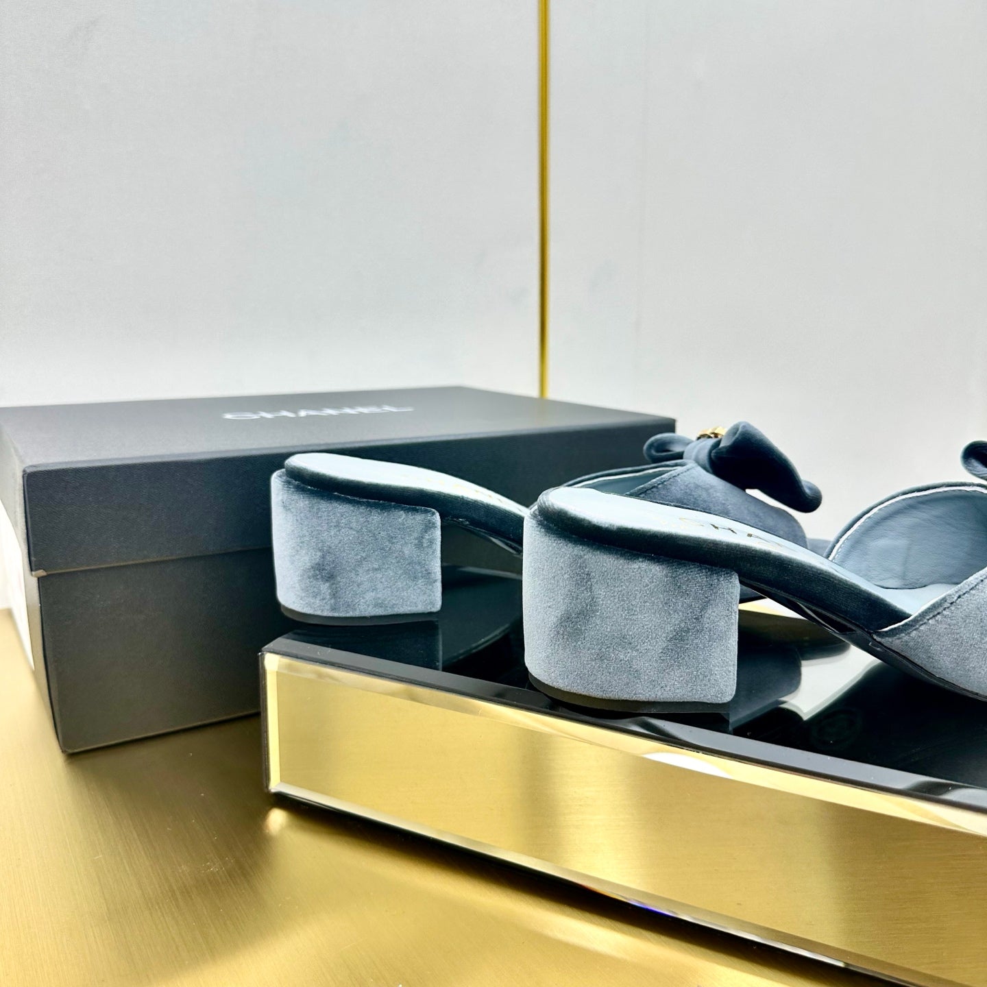 CC 25 Mid Heel Mules Gray Velvet 238474