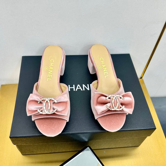 CC 25 Mid Heel Mules Tea Rose Pink Velvet 238480