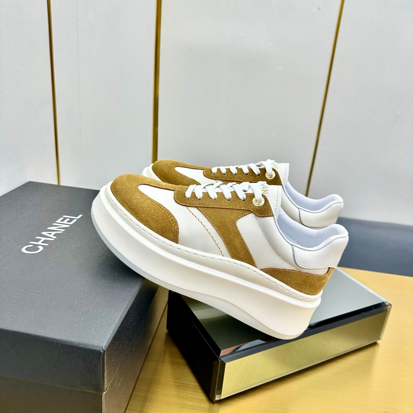 CC 25 Sneaker Brown mix White Suede 238473