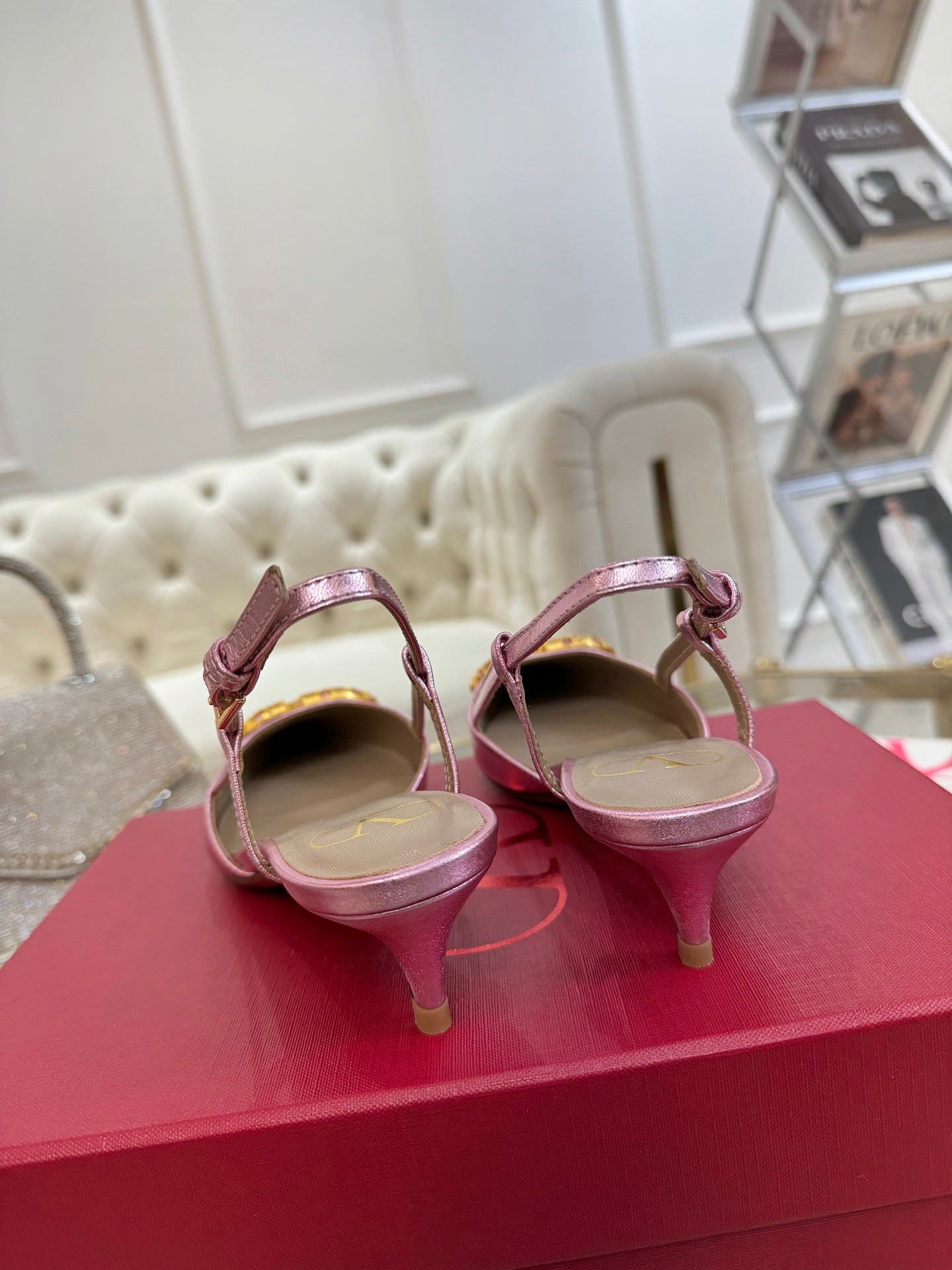 VT Vlogo Signature Pink Slingback Cowhide