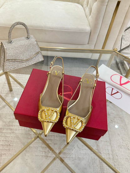 VT Vlogo Signature Gold Slingback Cowhide 342233