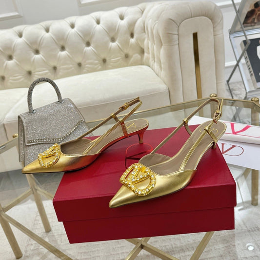 VT Vlogo Signature Gold Slingback Cowhide 342233
