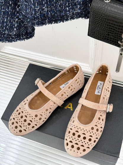 Alaia Women's Ballet Flat Nude Suede 293219