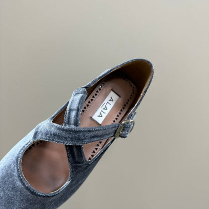 Alaila Criss Cross Ballet Flats In Dark Grey Velvet  920785