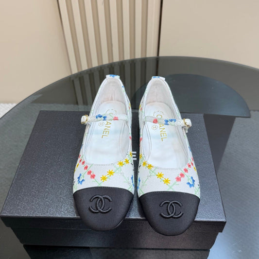 CC 25 Mary Jane Flats White Pattern Fabric 239405