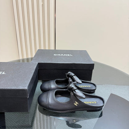CC 25 Mule Flat Black Sheepskin 239414