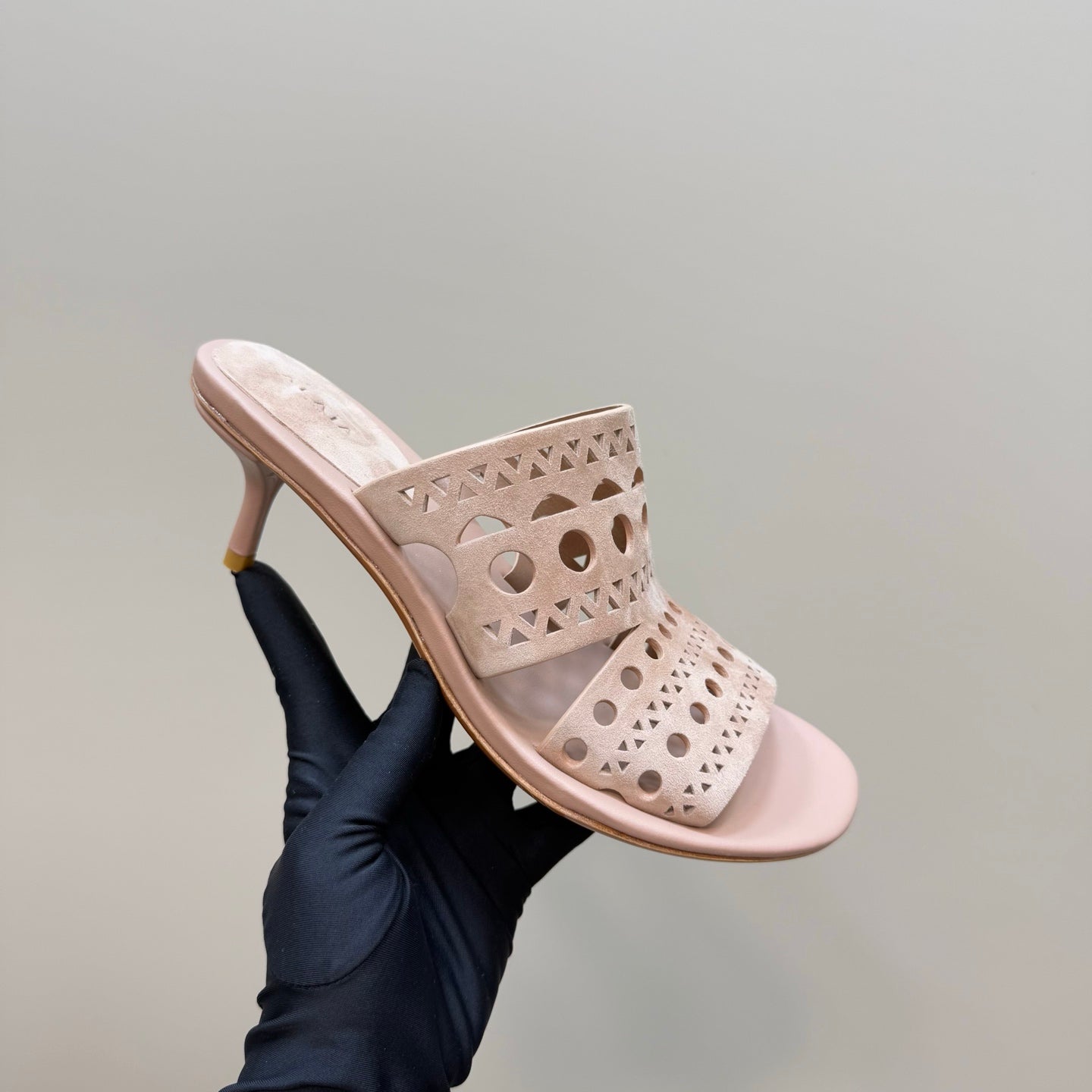 Alaia Vienne Cutout Kitten-Heel Slide Sandals Pink Sheepskin 299665