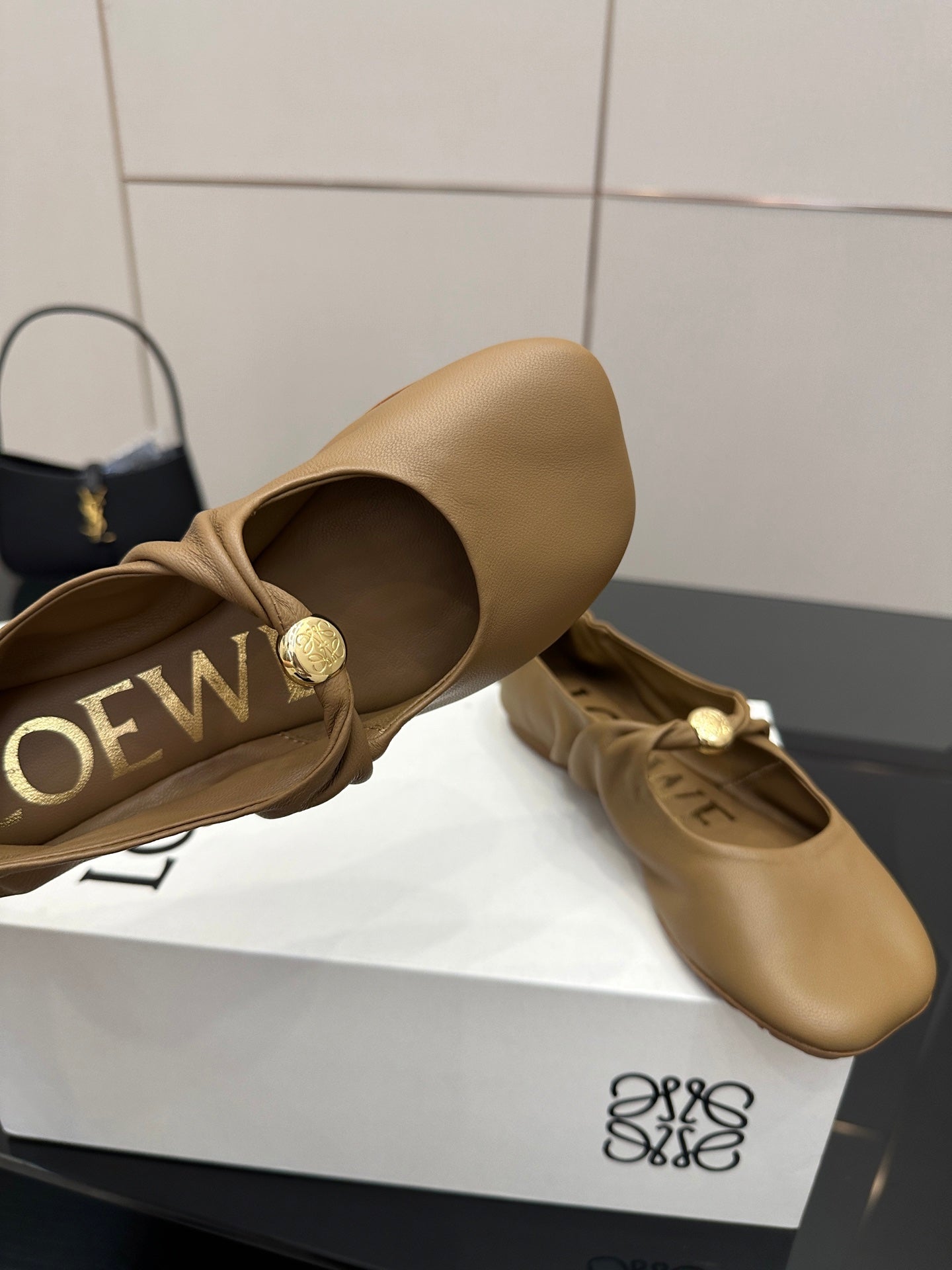 Loewe 25 Pebble Ballet Flats Brown Calfskin