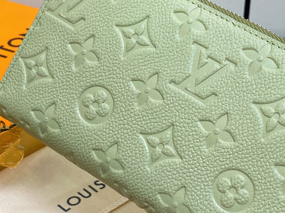LV Ã— TM Zipper Wallet Green Gold Leather 329877