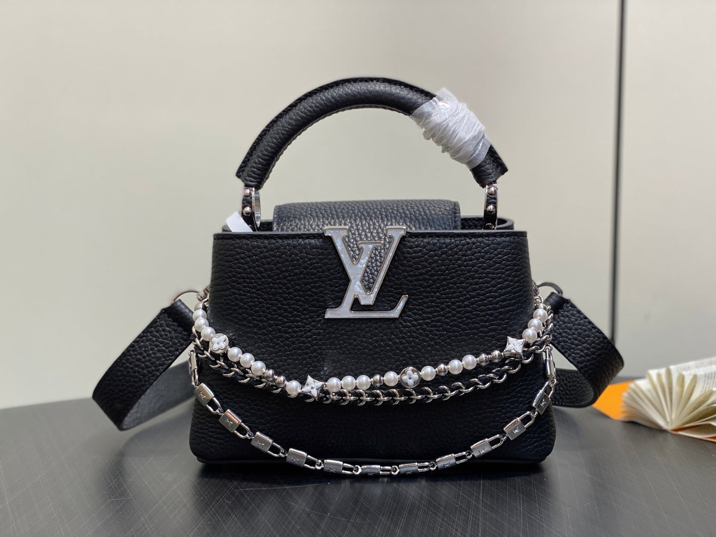 LV Capucines Black Taullon Cowhide 331017
