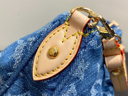 LV Pochette Valley 21cm Blue Denim