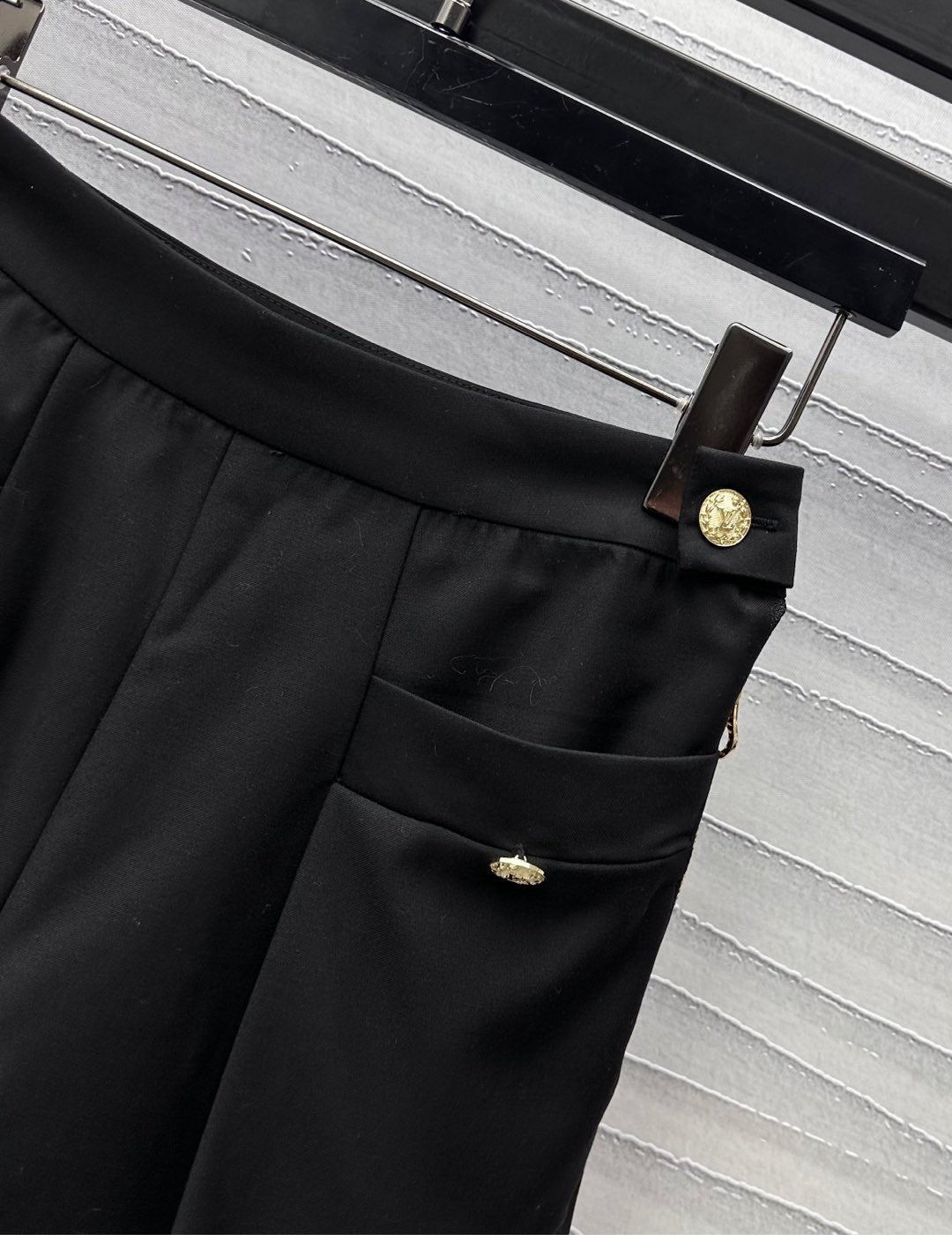 LV Short Polyester 232653