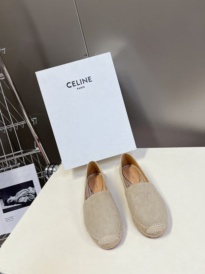 LOAFER IN OAT TAN SUEDE AND WOVEN RAFFIA