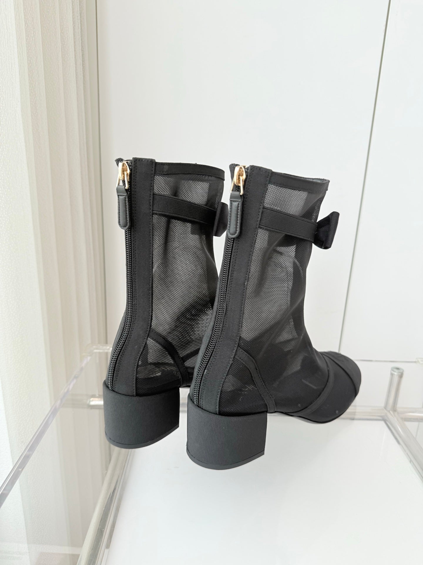 CC 25 Short Boot Black Mesh Fabric 411468