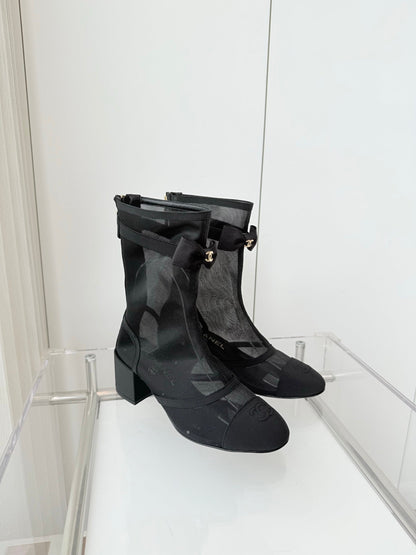 CC 25 Short Boot Black Mesh Fabric 411468