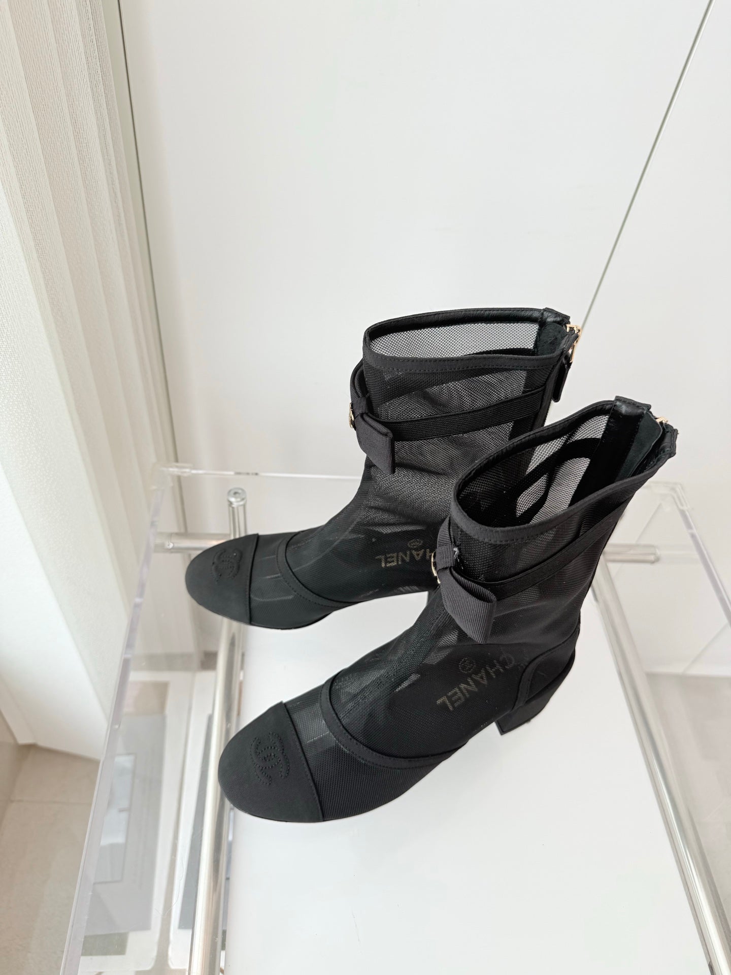 CC 25 Short Boot Black Mesh Fabric 411468