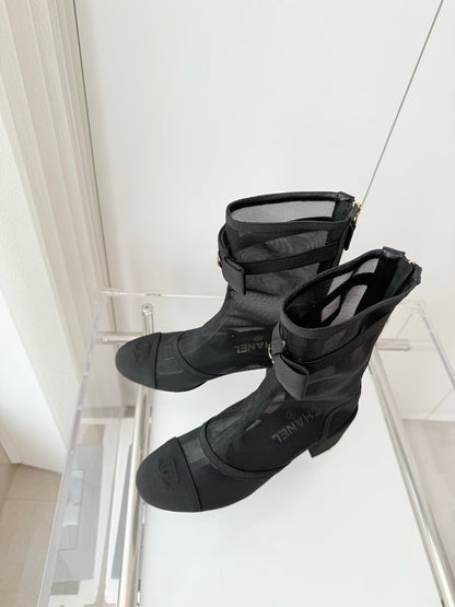 CC 25 Short Boot Black Mesh Fabric 411468