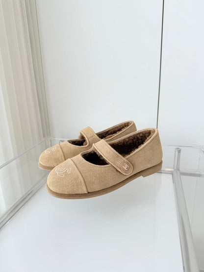 CC 25 Ballet Flats Beige Suede 411484