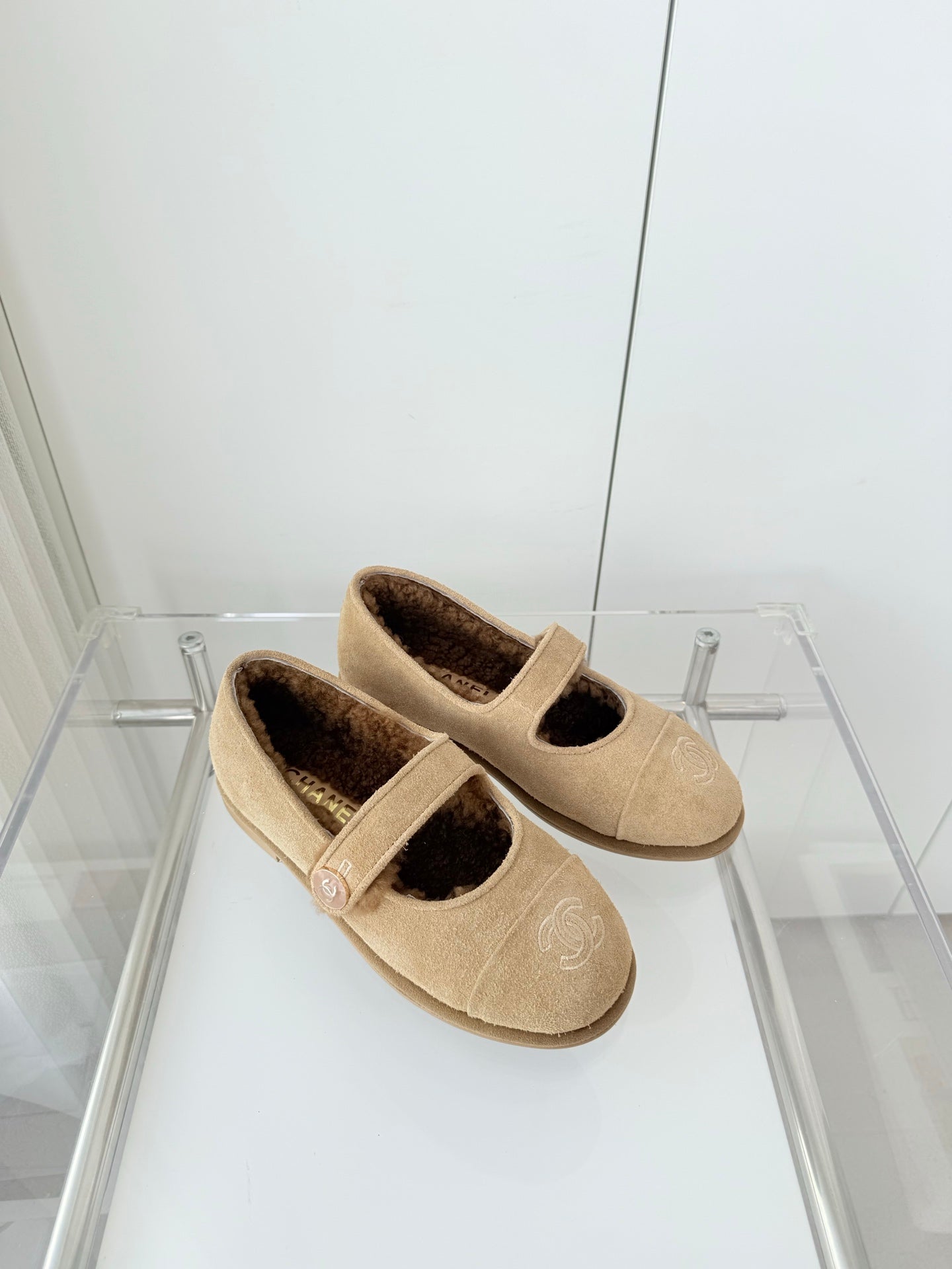 CC 25 Ballet Flats Beige Suede 411484
