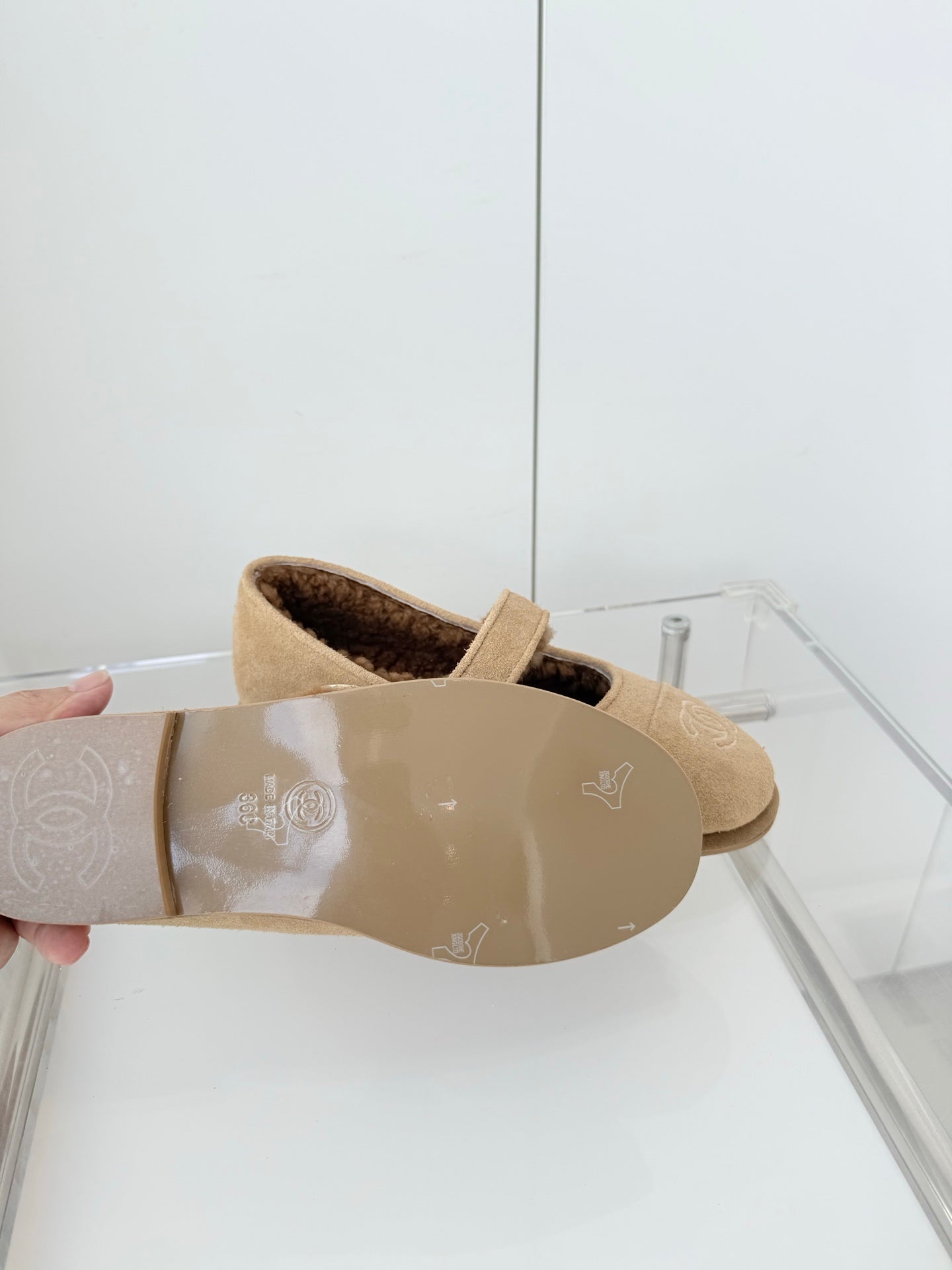 CC 25 Ballet Flats Beige Suede 411484