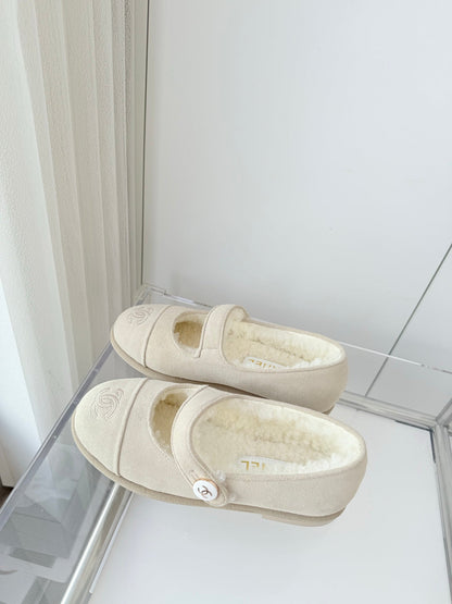 CC 25 Ballet Flats Light Beige Suede 411485