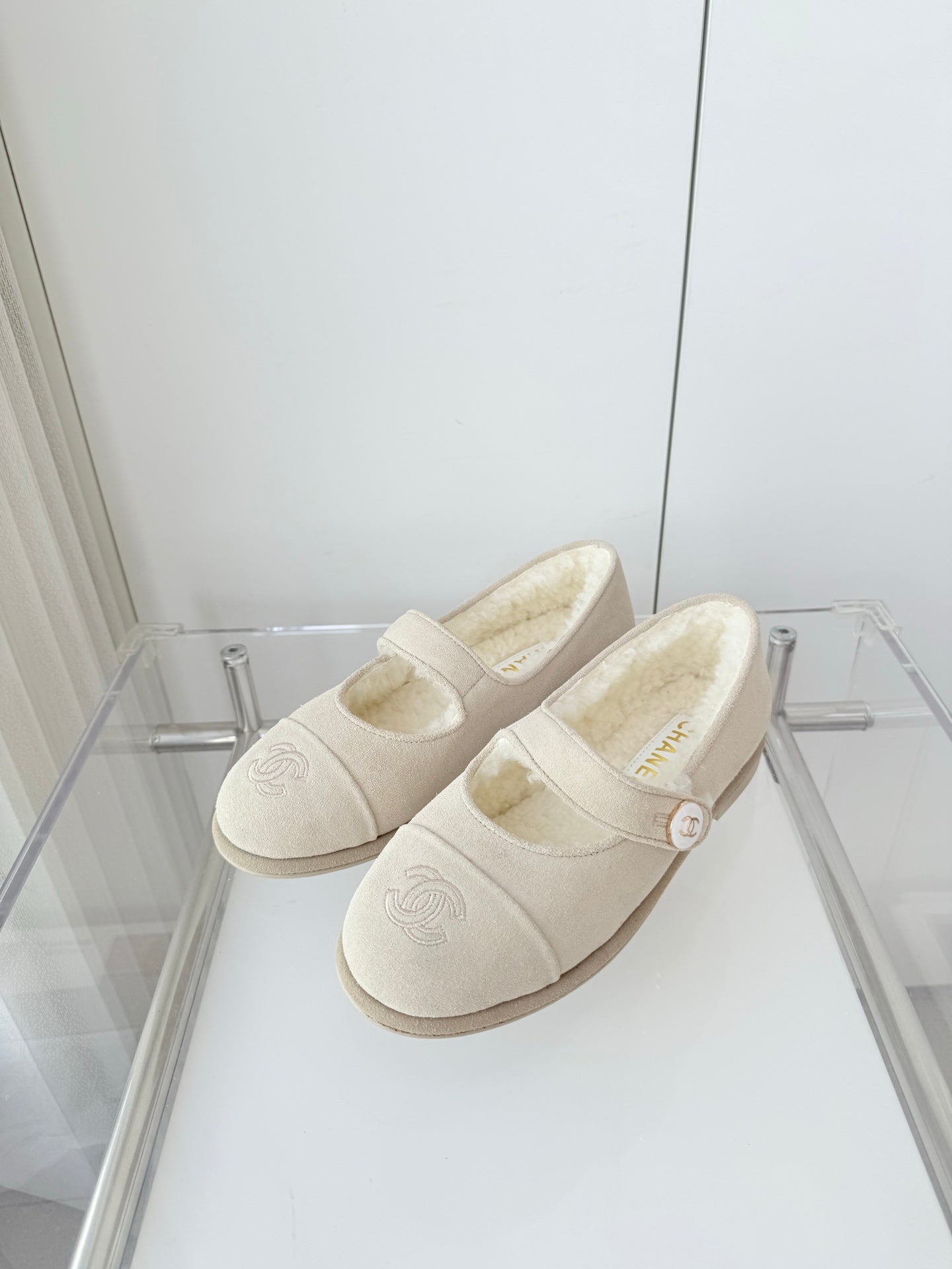 CC 25 Ballet Flats Light Beige Suede 411485