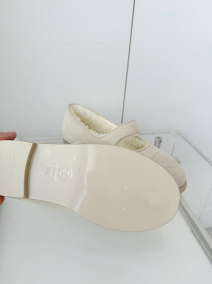 CC 25 Ballet Flats Light Beige Suede 411485