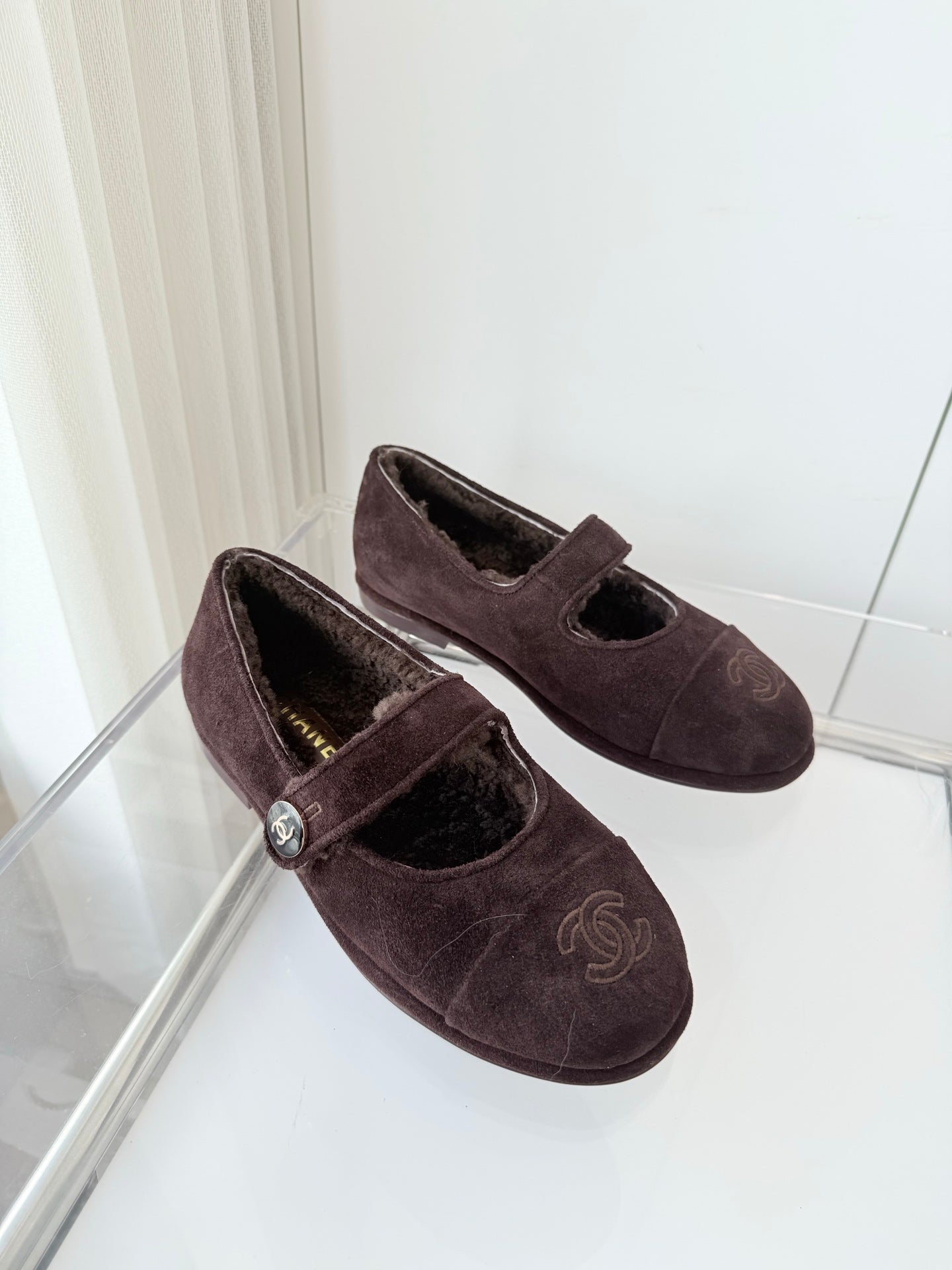 CC 25 Ballet Flats Dark Brown Suede 411486