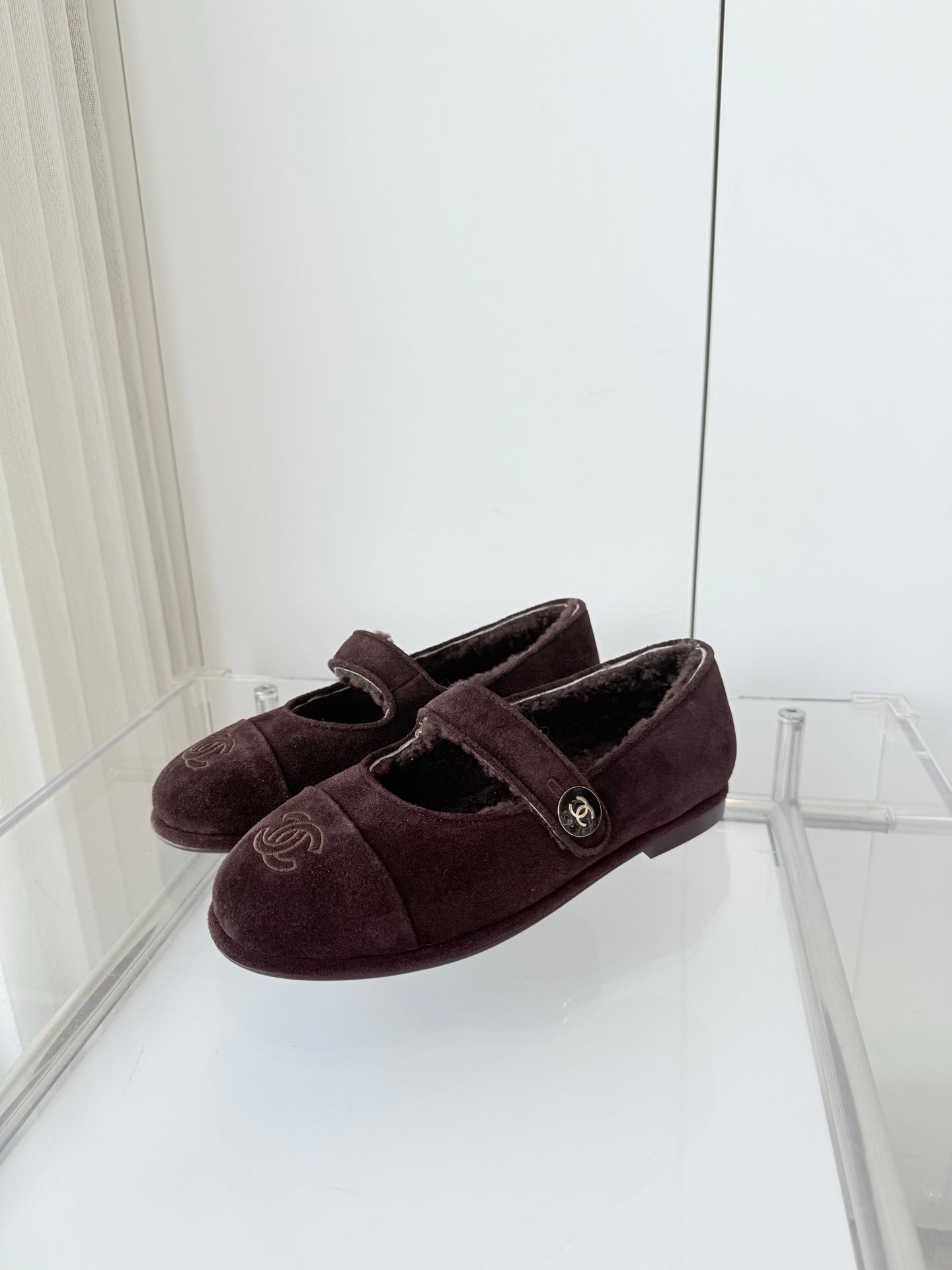 CC 25 Ballet Flats Dark Brown Suede 411486