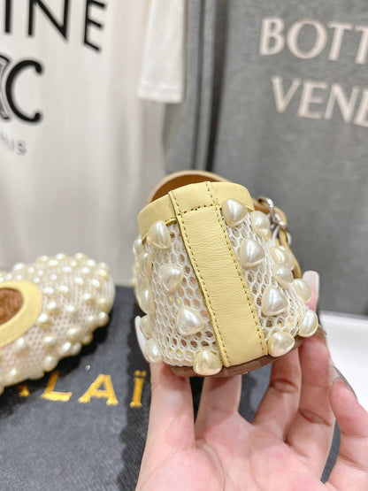ALAIA PEARL MARY JANE SHOES IN LIGHT YELLOW MESH AND CALFSKIN