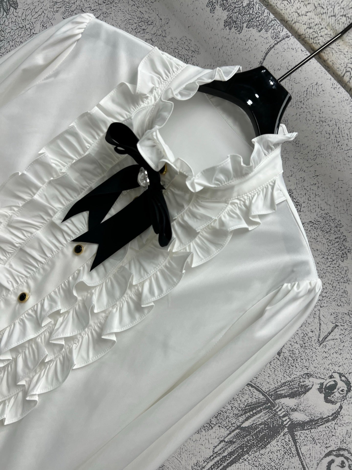 CC 25 Lace Pleated Shirt White Cotton