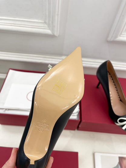 VT 25 Bepointy Pump 8cm Black Lambskin 325520