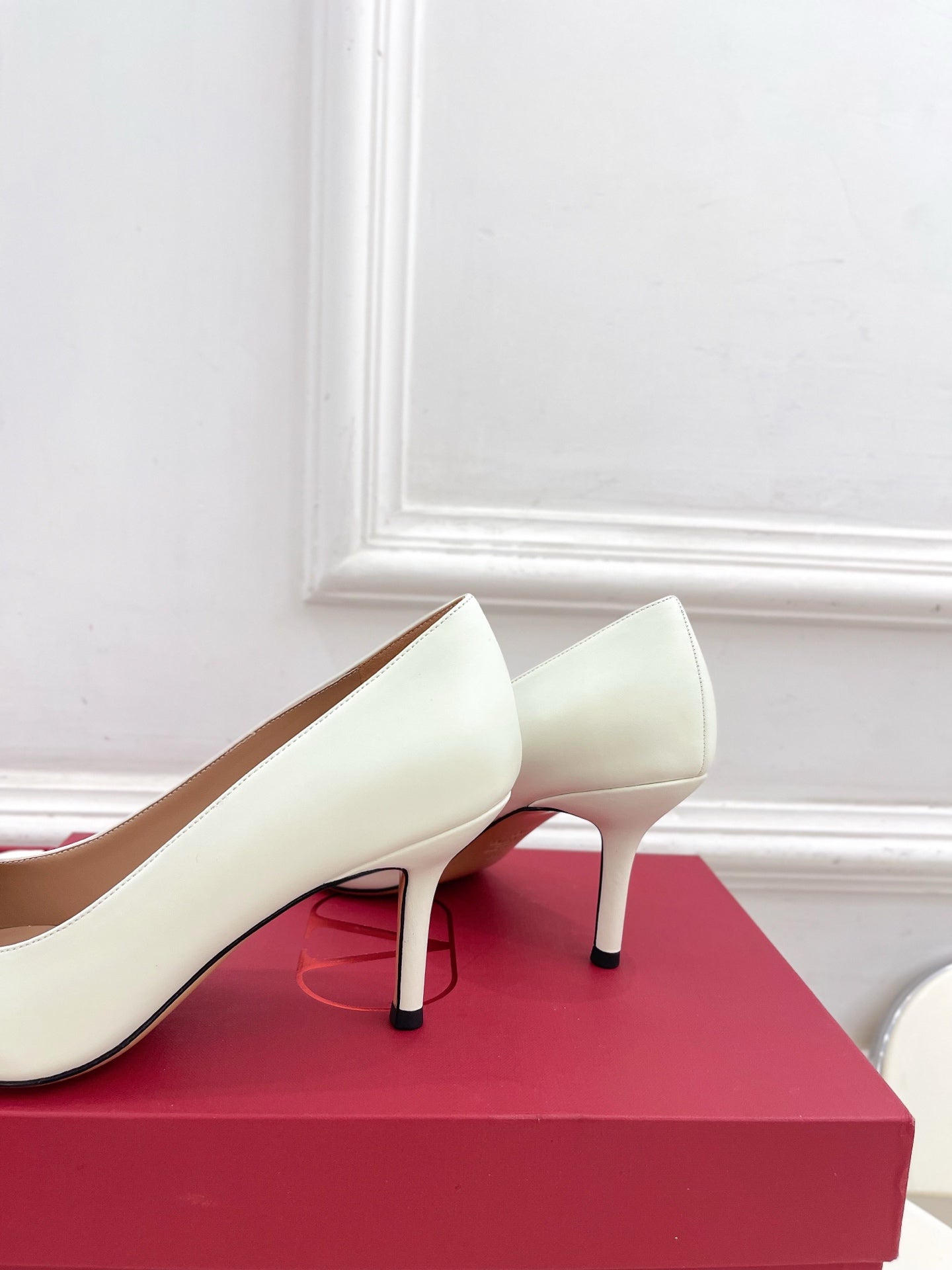VT 25 Bepointy Pump 8cm White Lambskin 325521