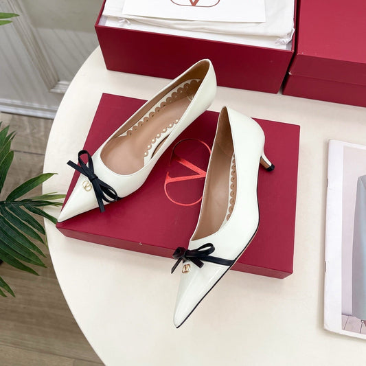 VT 25 Bepointy Pump 4.5cm White Lambskin 325526