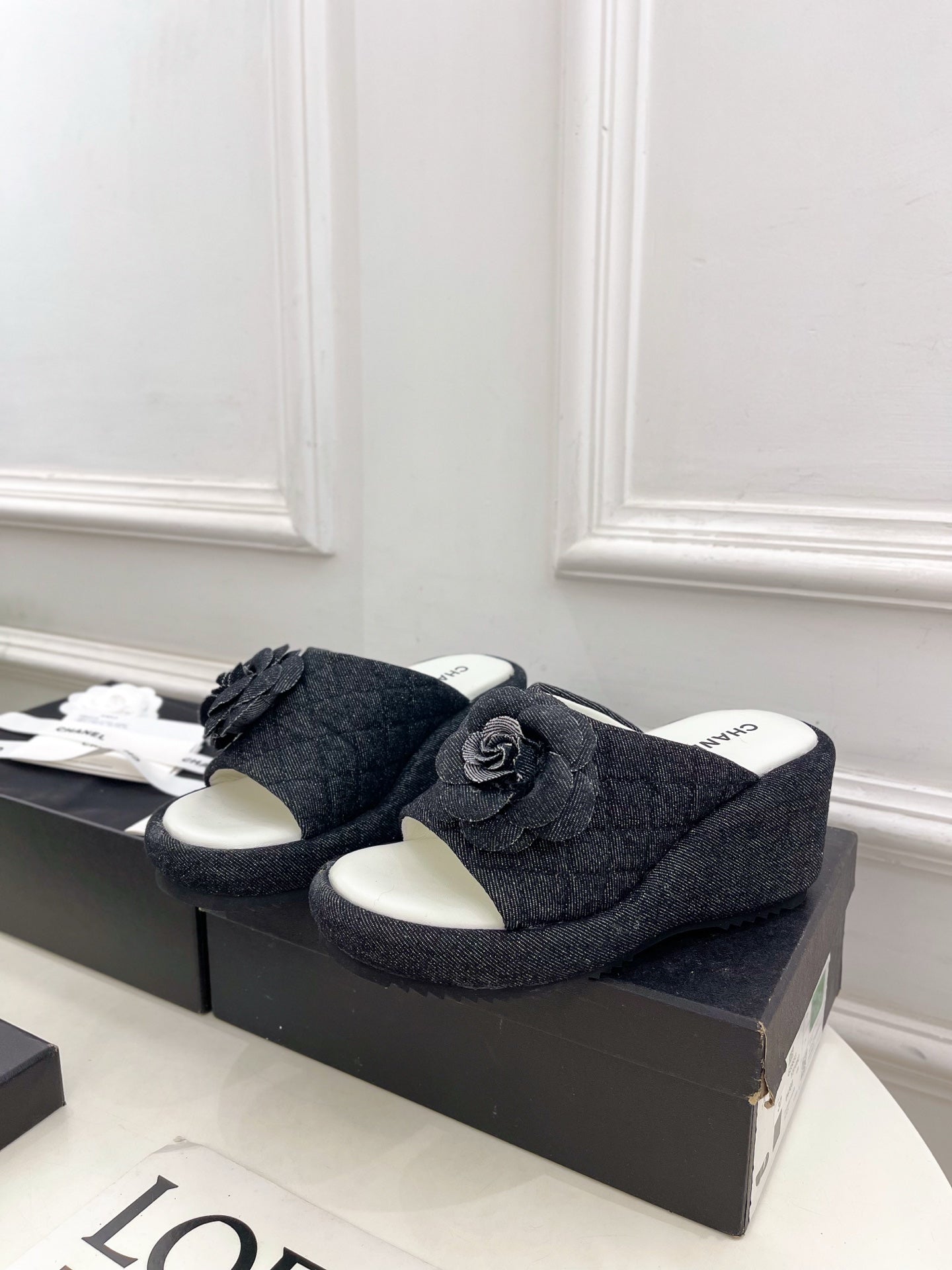 CC 25 Platform Slippers Black Sheepskin 331003
