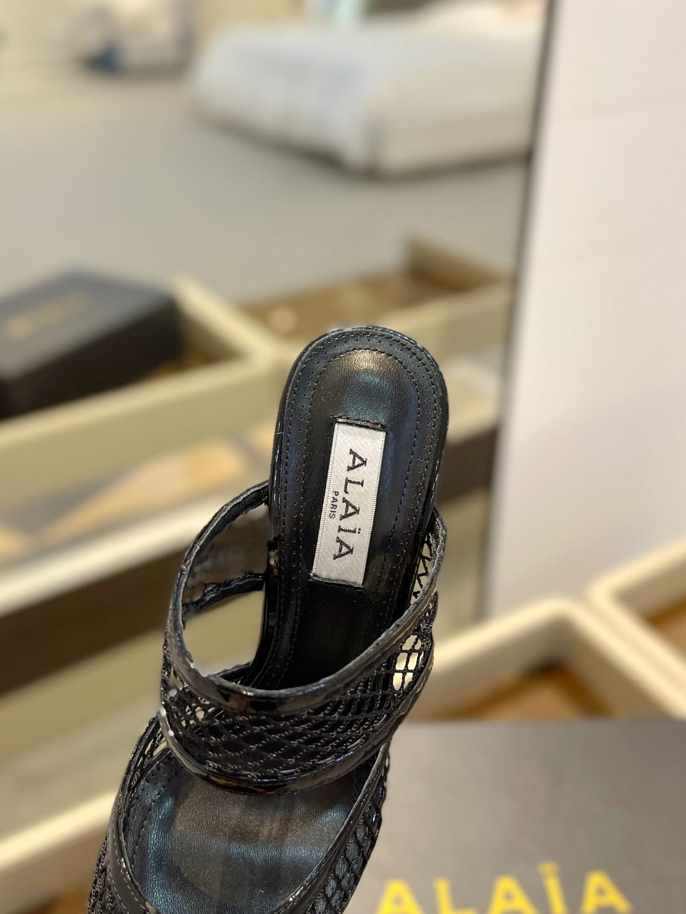 alaia mule 85 fishnet black heart lambskin